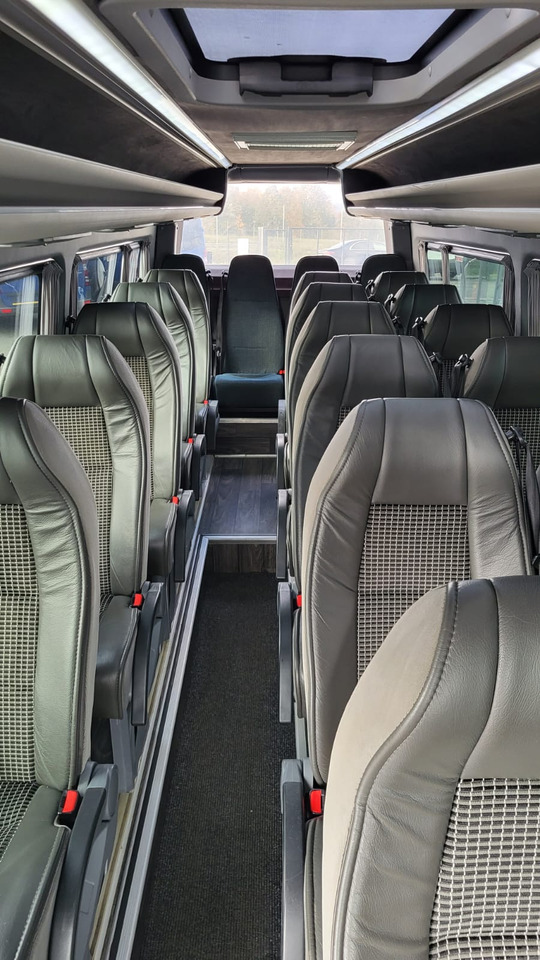 Coach Mercedes-Benz Sprinter 519 CDI 24 seats: picture 6