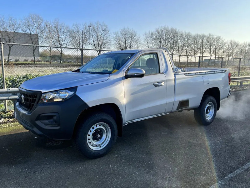 Peugeot Landtrek - 2 UNITS Landtrek1.9D L Single Cab 4x2 MY21 - EURO 3 - NEW!! - 20 UNITS - Pickup truck, Combi van: picture 1 Peugeot Landtrek - 2 UNITS Landtrek1.9D L Single Cab 4x2 MY21 - EURO 3 - NEW!! - 20 UNITS - Pickup truck, Combi van: picture 1