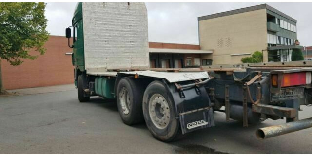DAF XF105-460Super Spacs Cap G.Haus/Hoch Retarder - Logging truck: picture 5 DAF XF105-460Super Spacs Cap G.Haus/Hoch Retarder - Logging truck: picture 5