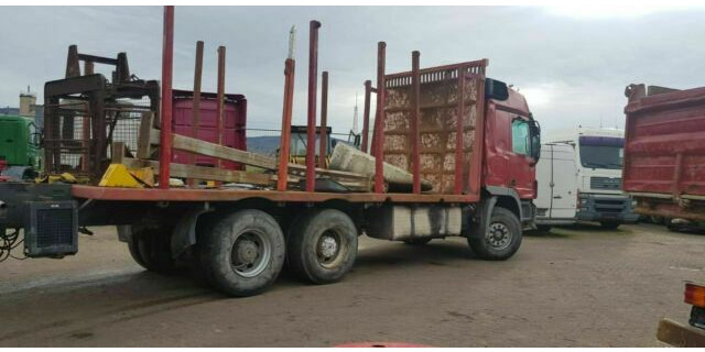 Iveco AD260T450PS 6x4 Blatt Blatt (E:5) - Logging truck, Crane truck: picture 2 Iveco AD260T450PS 6x4 Blatt Blatt (E:5) - Logging truck, Crane truck: picture 2