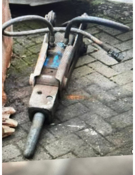 Kubota Stemmhammer - Hydraulic hammer for Construction machinery: picture 1 Kubota Stemmhammer - Hydraulic hammer for Construction machinery: picture 1