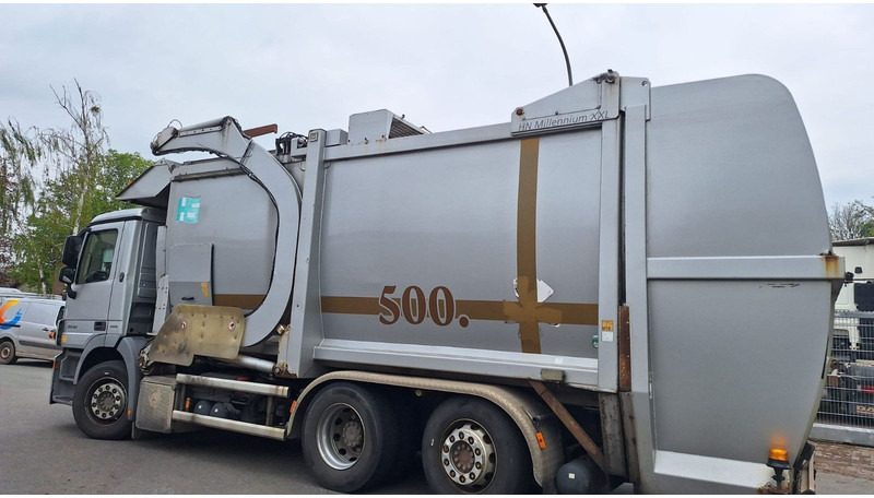 Mercedes-Benz 2532 Actros Überkopflader - Garbage truck: picture 4 Mercedes-Benz 2532 Actros Überkopflader - Garbage truck: picture 4