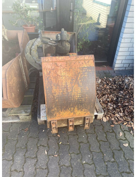 Palfinger Greifer Kinshofer mit Zähnen - Clamshell bucket for Construction machinery: picture 1 Palfinger Greifer Kinshofer mit Zähnen - Clamshell bucket for Construction machinery: picture 1