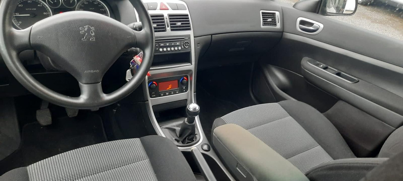 Peugeot 307 Grand Filou - Sedan: picture 5 Peugeot 307 Grand Filou - Sedan: picture 5