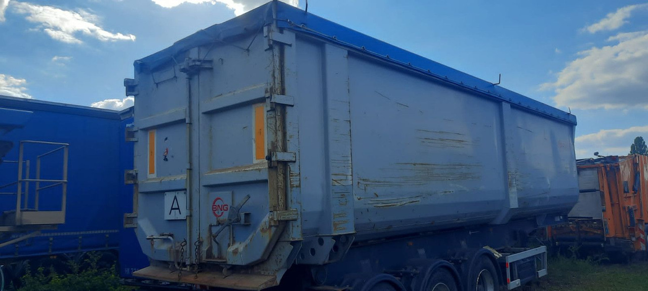 Schmitz Cargobull 3-Achser/Stahlmulde 53m3 - Tipper semi-trailer: picture 1 Schmitz Cargobull 3-Achser/Stahlmulde 53m3 - Tipper semi-trailer: picture 1