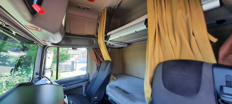 DAF 105-460 Super Spacs G.Haus/Hoch German - Tractor truck: picture 5 DAF 105-460 Super Spacs G.Haus/Hoch German - Tractor truck: picture 5
