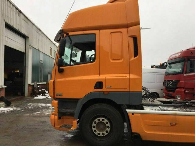 DAF CF85-410 G.Haus 2xBett ZF/Schalter 2-Kreishydr - Tractor truck: picture 2 DAF CF85-410 G.Haus 2xBett ZF/Schalter 2-Kreishydr - Tractor truck: picture 2