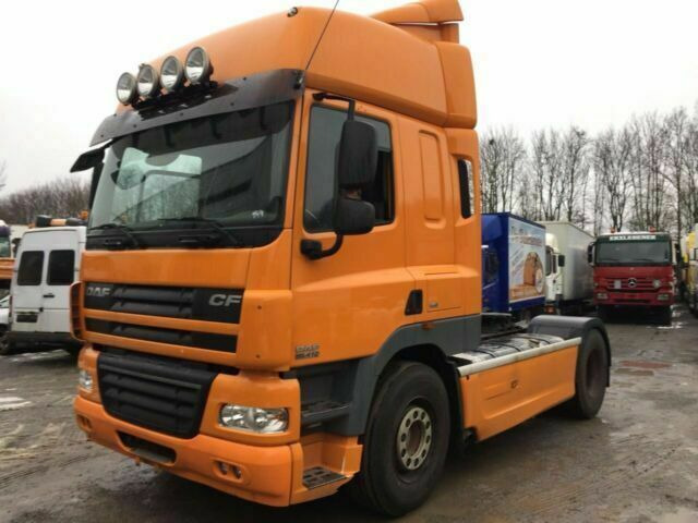 DAF CF85-410 G.Haus 2xBett ZF/Schalter 2-Kreishydr - Tractor truck: picture 4 DAF CF85-410 G.Haus 2xBett ZF/Schalter 2-Kreishydr - Tractor truck: picture 4
