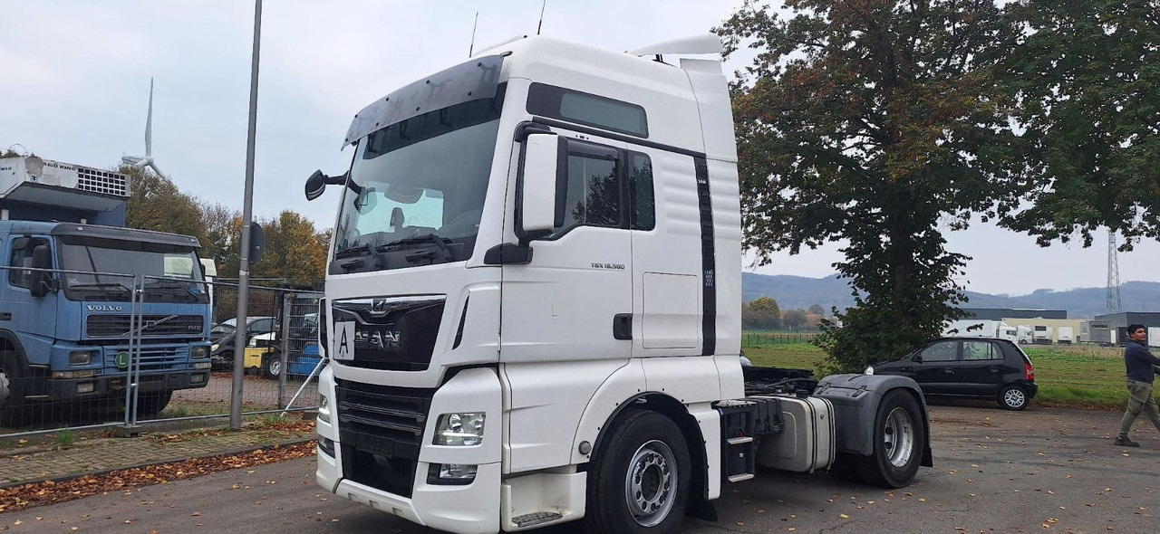 MAN 18.500 TGX SZM XXL - Tractor truck: picture 3 MAN 18.500 TGX SZM XXL - Tractor truck: picture 3
