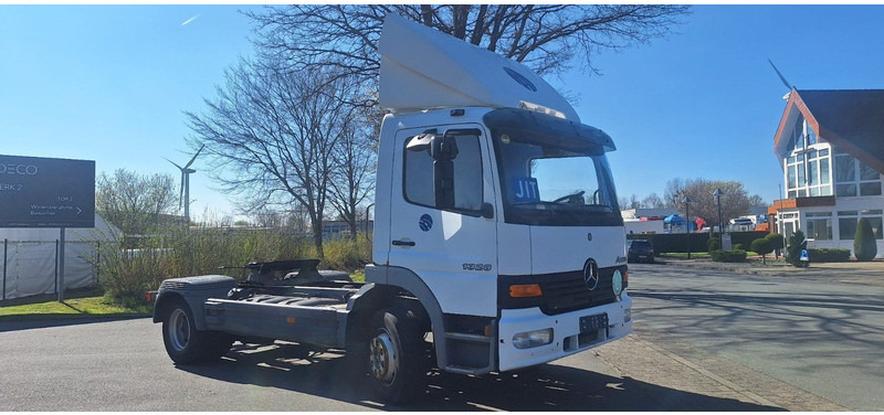 Mercedes-Benz 1328 SZM Atego - Tractor truck: picture 1 Mercedes-Benz 1328 SZM Atego - Tractor truck: picture 1