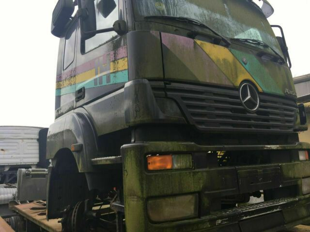 Mercedes-Benz 1843 Axor SZM Teileträger - Tractor truck: picture 1 Mercedes-Benz 1843 Axor SZM Teileträger - Tractor truck: picture 1