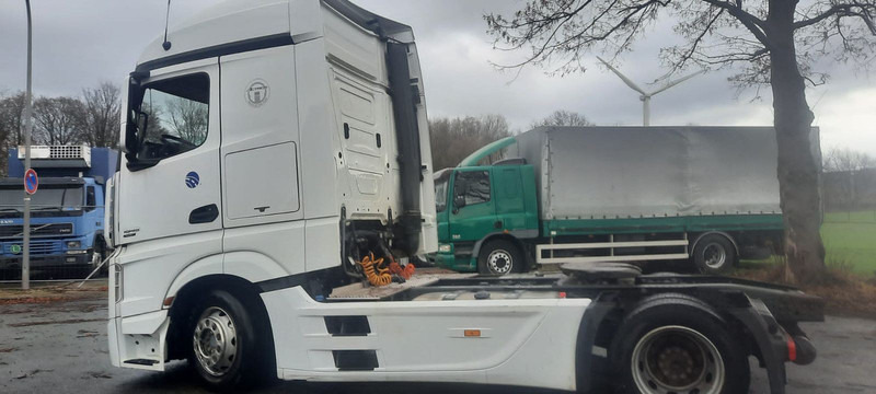 Mercedes-Benz 1845MP4 Euro:6 Vollausst - Tractor truck: picture 3 Mercedes-Benz 1845MP4 Euro:6 Vollausst - Tractor truck: picture 3