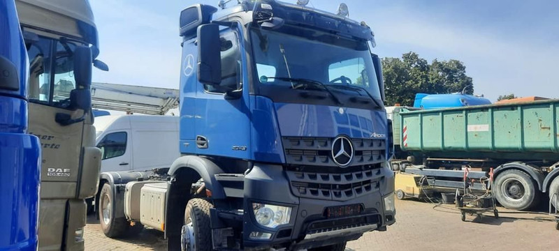 Mercedes-Benz 2043 Arocs 4x4 - Tractor truck: picture 2 Mercedes-Benz 2043 Arocs 4x4 - Tractor truck: picture 2