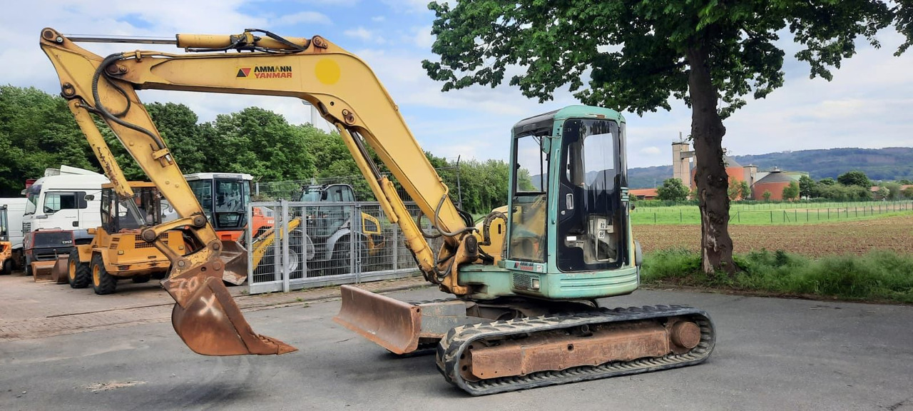Yanmar Vio 70 - Mini excavator: picture 4 Yanmar Vio 70 - Mini excavator: picture 4