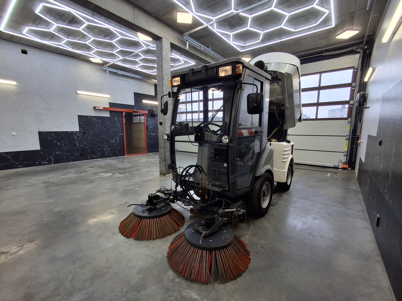 Hako Citymaster 1200 Zamiatarka Kehrmaschine Diesel - Road sweeper: picture 2 Hako Citymaster 1200 Zamiatarka Kehrmaschine Diesel - Road sweeper: picture 2