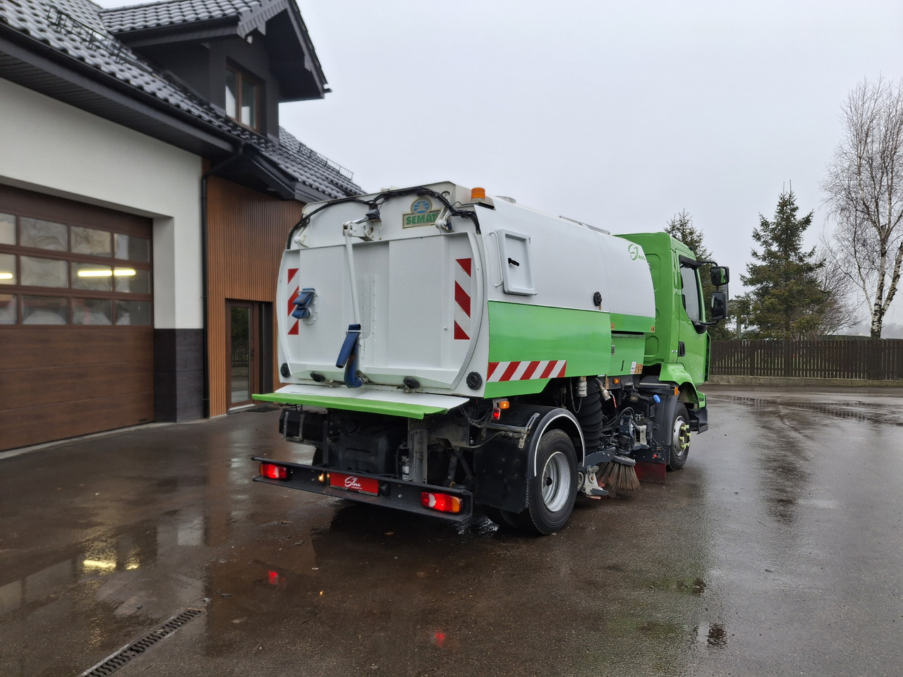 Renault Midlum 220 Zamiatarka Kehrmaschine 2 Motoren L/R EURO 5 Johnston SEMAT - Road sweeper: picture 3 Renault Midlum 220 Zamiatarka Kehrmaschine 2 Motoren L/R EURO 5 Johnston SEMAT - Road sweeper: picture 3