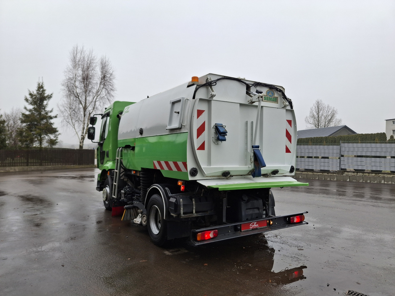 Renault Midlum 220 Zamiatarka Kehrmaschine 2 Motoren L/R EURO 5 Johnston SEMAT - Road sweeper: picture 2 Renault Midlum 220 Zamiatarka Kehrmaschine 2 Motoren L/R EURO 5 Johnston SEMAT - Road sweeper: picture 2