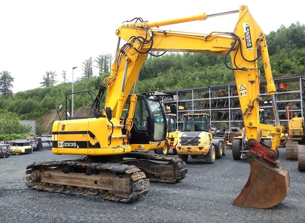 JCB JZ 235 LC - Crawler excavator: picture 2 JCB JZ 235 LC - Crawler excavator: picture 2