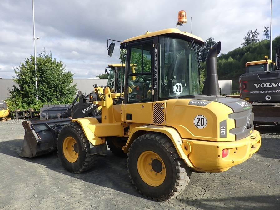 Volvo L 35 G - Wheel loader: picture 4 Volvo L 35 G - Wheel loader: picture 4