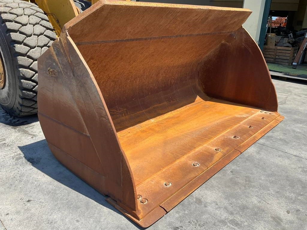 Wheel loader CAT 980M: picture 8