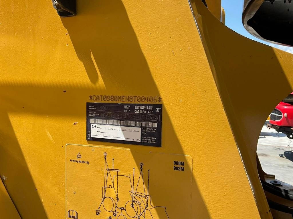 Wheel loader CAT 980M: picture 16