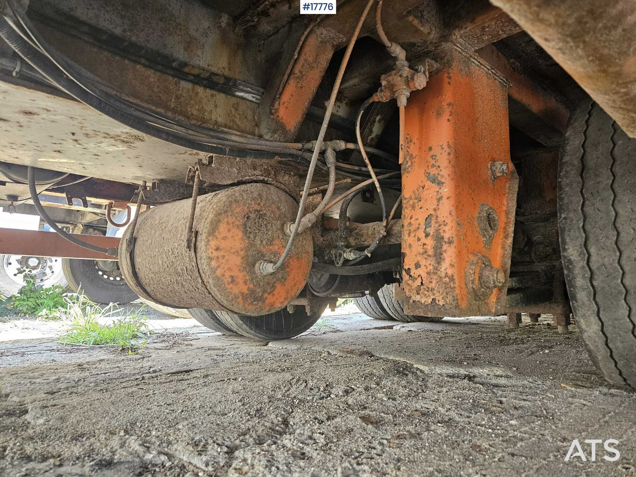 Low loader semi-trailer 1992 Nooteboom OSD: picture 20 Low loader semi-trailer 1992 Nooteboom OSD: picture 20