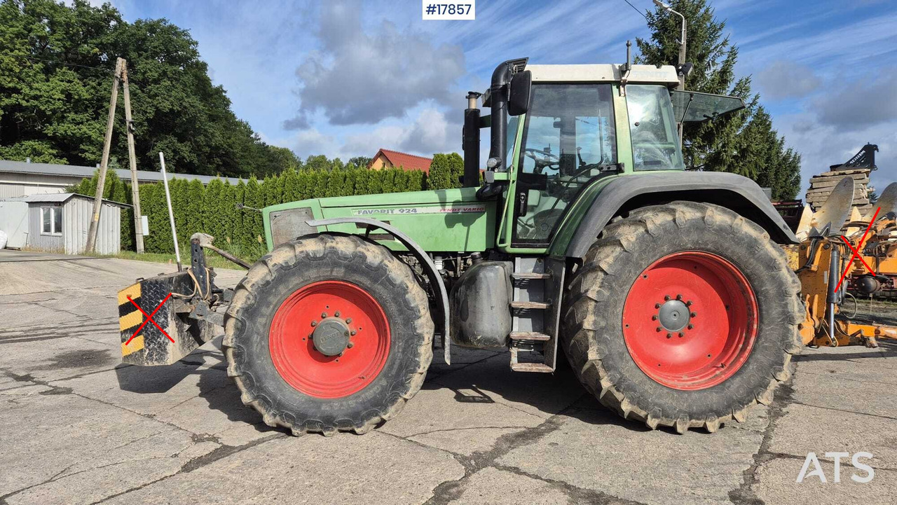 FENDT VARIO FAVORIT 924 agricultural tractor (1999) - Farm tractor: picture 5 FENDT VARIO FAVORIT 924 agricultural tractor (1999) - Farm tractor: picture 5