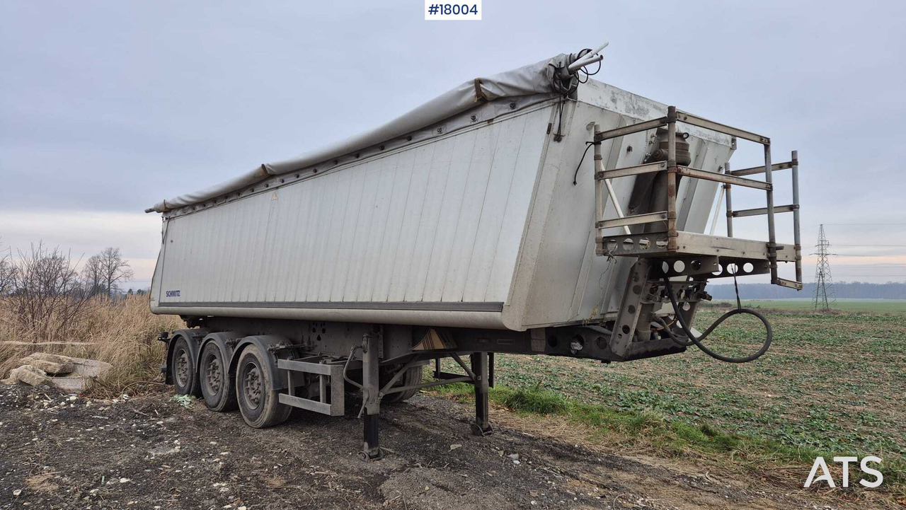 Semi-trailer truck, tipper SCHMITZ SKI 24 8.2 (2008) - Tipper semi-trailer: picture 1 Semi-trailer truck, tipper SCHMITZ SKI 24 8.2 (2008) - Tipper semi-trailer: picture 1