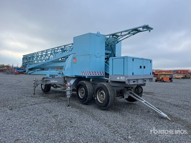 2007 Potain IGO32 Tri/A Self-Erecting Mobile Tower Crane - Self-erecting tower crane: picture 3 2007 Potain IGO32 Tri/A Self-Erecting Mobile Tower Crane - Self-erecting tower crane: picture 3