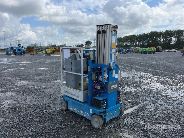 2008 Genie GR-20 Vertical Mast Lift - Vertical mast lift: picture 4 2008 Genie GR-20 Vertical Mast Lift - Vertical mast lift: picture 4