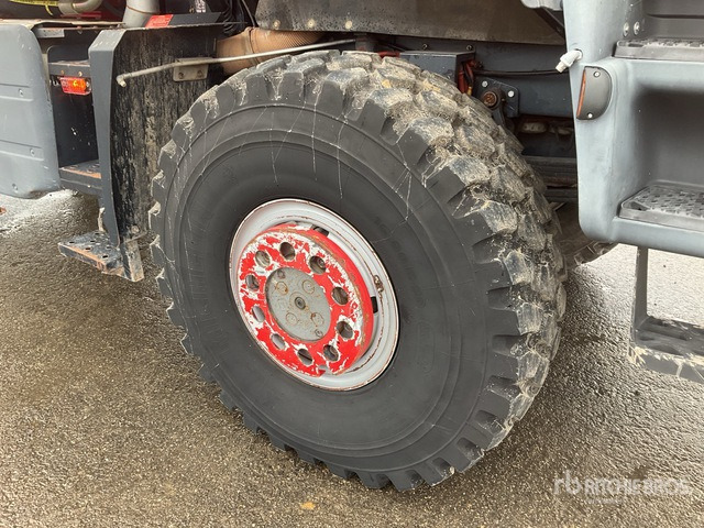 2008 Renault 410DXI CCFS 6000 4x4 Crew Cab Fire Truck - Fire truck: picture 5 2008 Renault 410DXI CCFS 6000 4x4 Crew Cab Fire Truck - Fire truck: picture 5