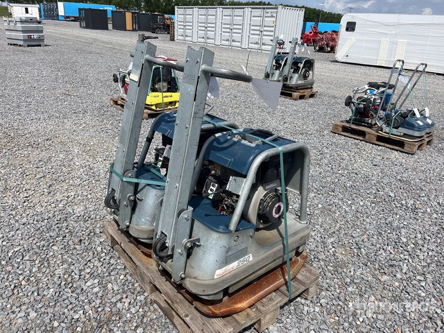 2008 Swepac FB250 Vibratory Plate Compactor - Vibroplate: picture 4 2008 Swepac FB250 Vibratory Plate Compactor - Vibroplate: picture 4