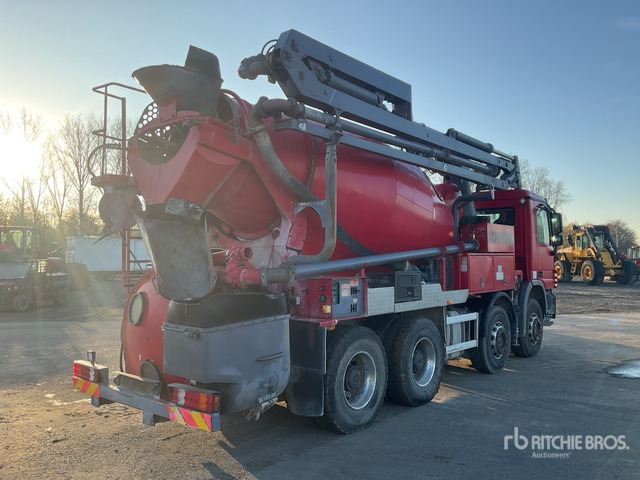 2010 Mercedes-Benz Actros 3341 8x4 Twin-Steer Mixer Truck - Concrete mixer truck: picture 3 2010 Mercedes-Benz Actros 3341 8x4 Twin-Steer Mixer Truck - Concrete mixer truck: picture 3