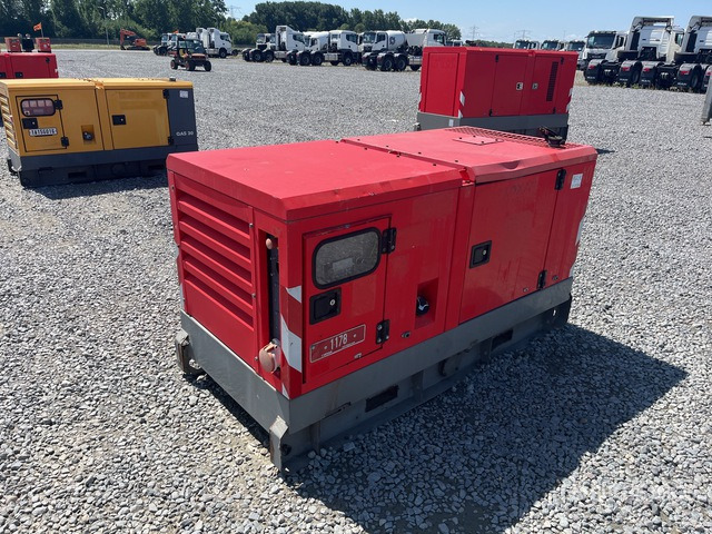 2012 Atlas Copco QAS40 40 kVA Skid-Mounted Generator Set - Generator set: picture 1 2012 Atlas Copco QAS40 40 kVA Skid-Mounted Generator Set - Generator set: picture 1