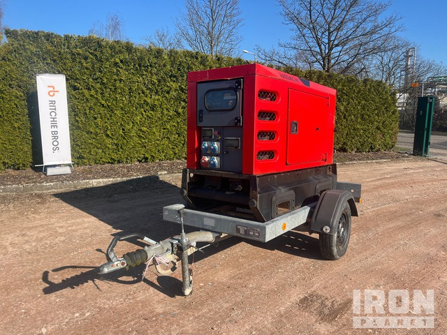 2012 Sdmo R22 Generator Set - Generator set: picture 2 2012 Sdmo R22 Generator Set - Generator set: picture 2