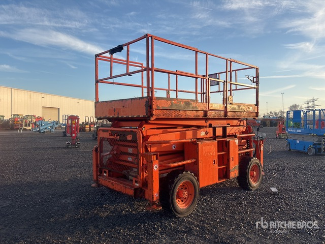 2014 Skyjack SJ8841 Diesel Scissor Lift - Scissor lift: picture 4 2014 Skyjack SJ8841 Diesel Scissor Lift - Scissor lift: picture 4