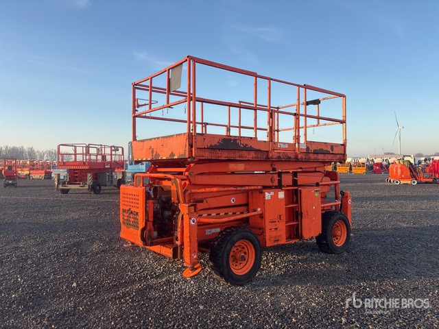 2014 Skyjack SJ8841 Diesel Scissor Lift - Scissor lift: picture 1 2014 Skyjack SJ8841 Diesel Scissor Lift - Scissor lift: picture 1