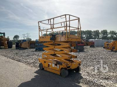 HAULOTTE COMPACT 10 Electric - Scissor lift: picture 4 HAULOTTE COMPACT 10 Electric - Scissor lift: picture 4
