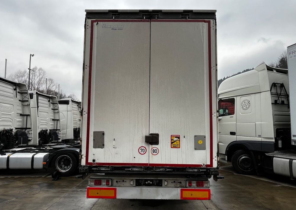 Krone Burto-firanka Mega // 2015 Rok // Oś podnoszona // Wysokie burty // - Curtainsider semi-trailer: picture 5 Krone Burto-firanka Mega // 2015 Rok // Oś podnoszona // Wysokie burty // - Curtainsider semi-trailer: picture 5