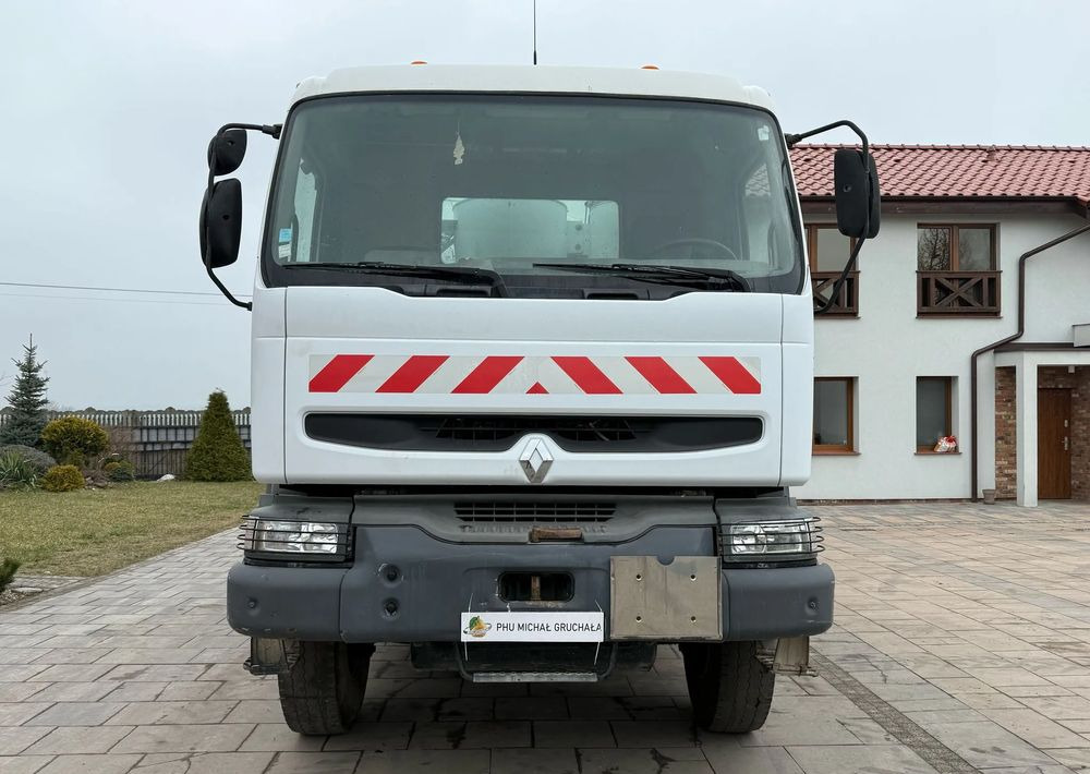 Renault Kerax 370 DCI - Tanker truck: picture 2 Renault Kerax 370 DCI - Tanker truck: picture 2