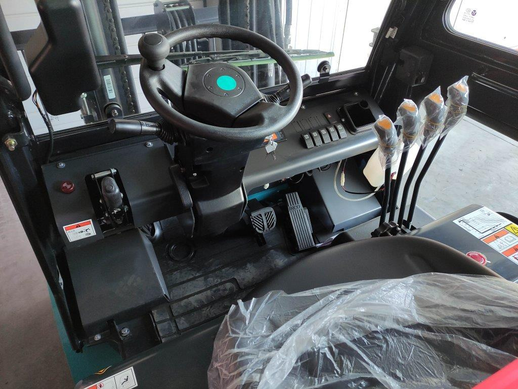 Baoli KBE30 - Electric forklift: picture 5 Baoli KBE30 - Electric forklift: picture 5
