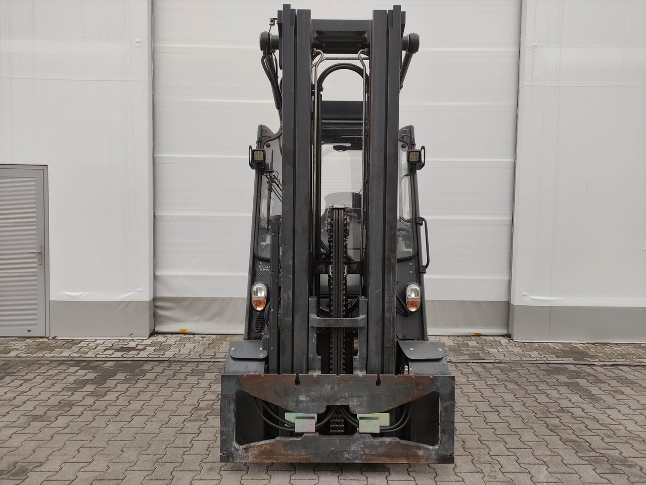 Linde E45HL-01-/600-388 - Electric forklift: picture 3 Linde E45HL-01-/600-388 - Electric forklift: picture 3