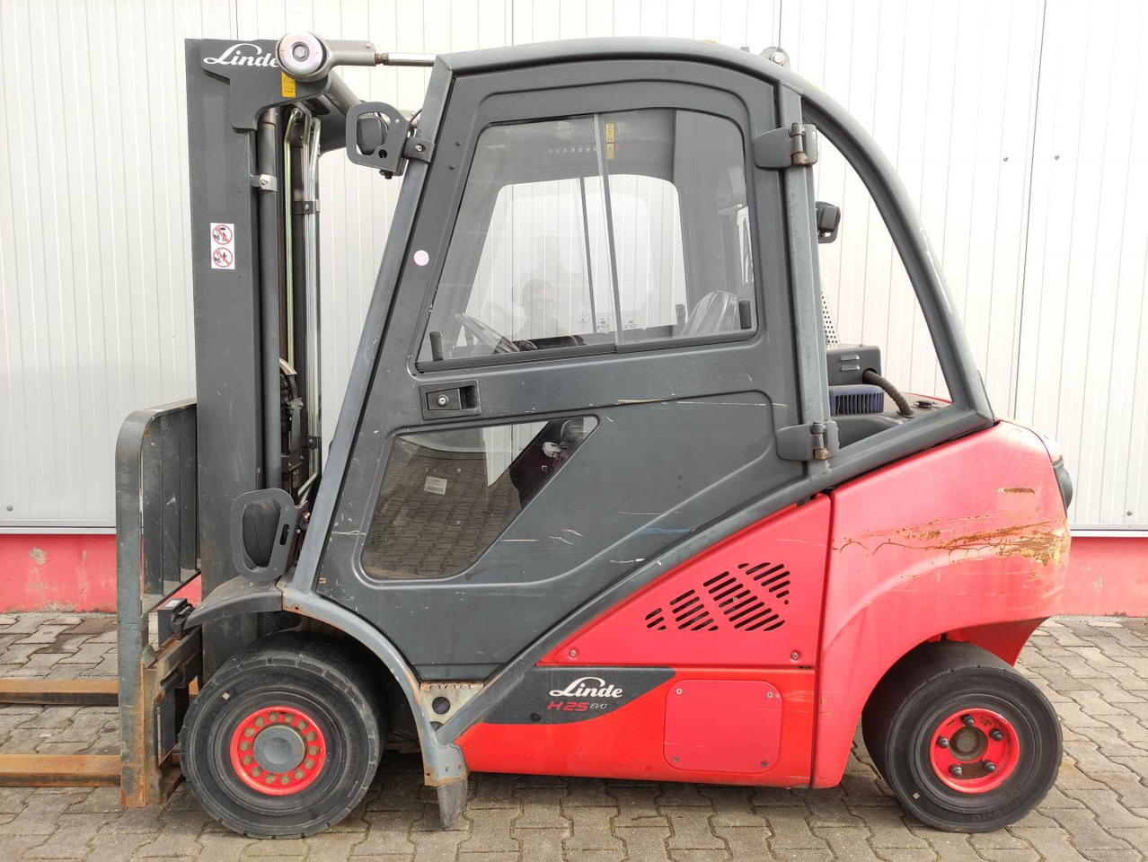 Linde H25D-02-392/EVO - Diesel forklift: picture 1 Linde H25D-02-392/EVO - Diesel forklift: picture 1