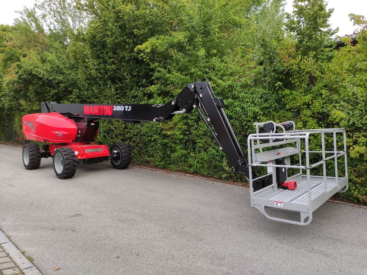Manitou 280 TJ ST5 S1 - Articulated boom: picture 3 Manitou 280 TJ ST5 S1 - Articulated boom: picture 3