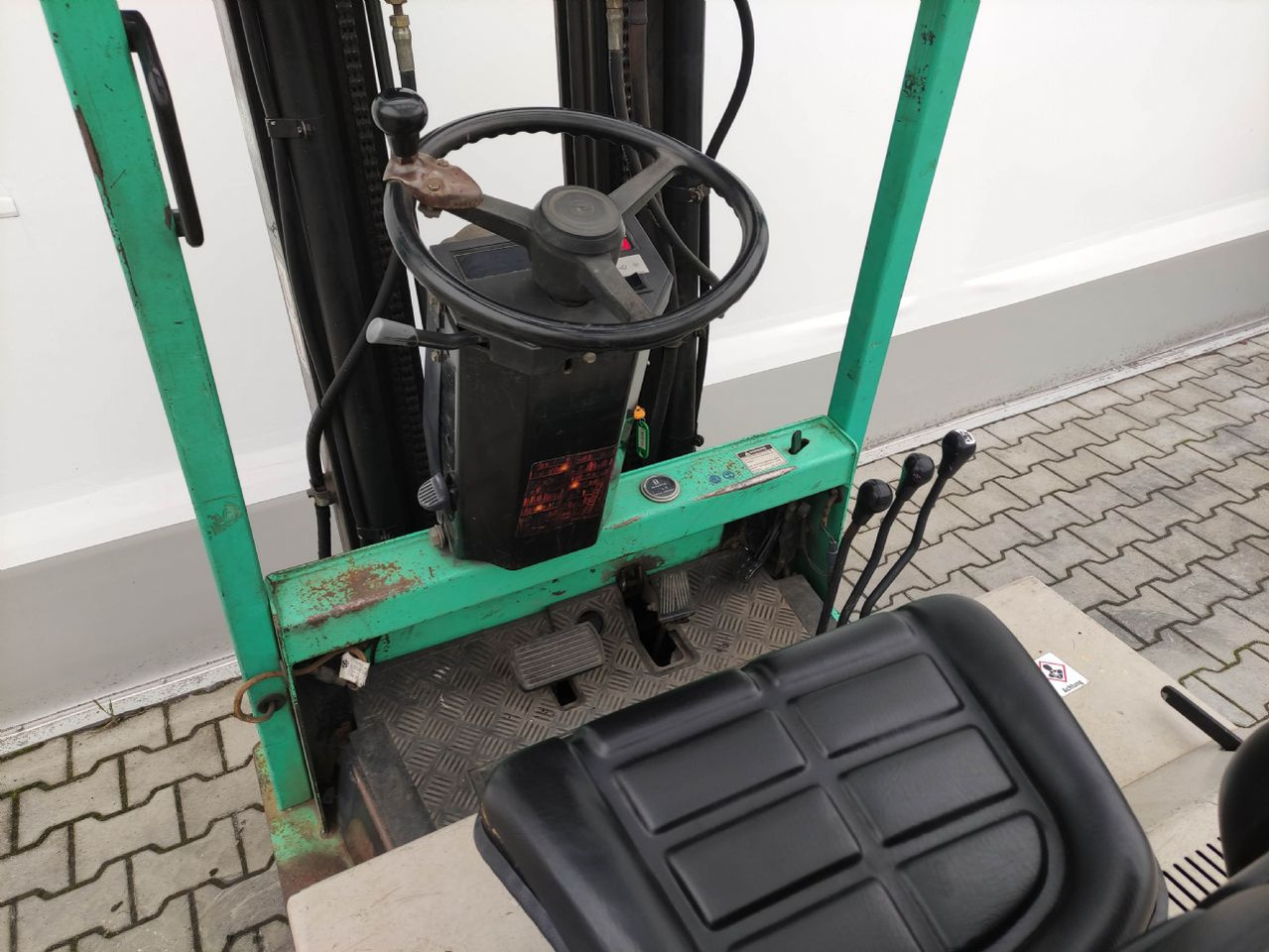 Mitsubishi FBS18-48E - Electric forklift: picture 5 Mitsubishi FBS18-48E - Electric forklift: picture 5