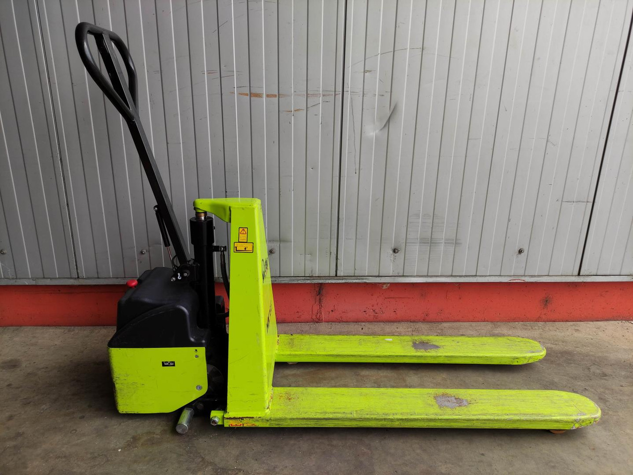 Pramac HX10E 540 - Pallet truck: picture 2 Pramac HX10E 540 - Pallet truck: picture 2