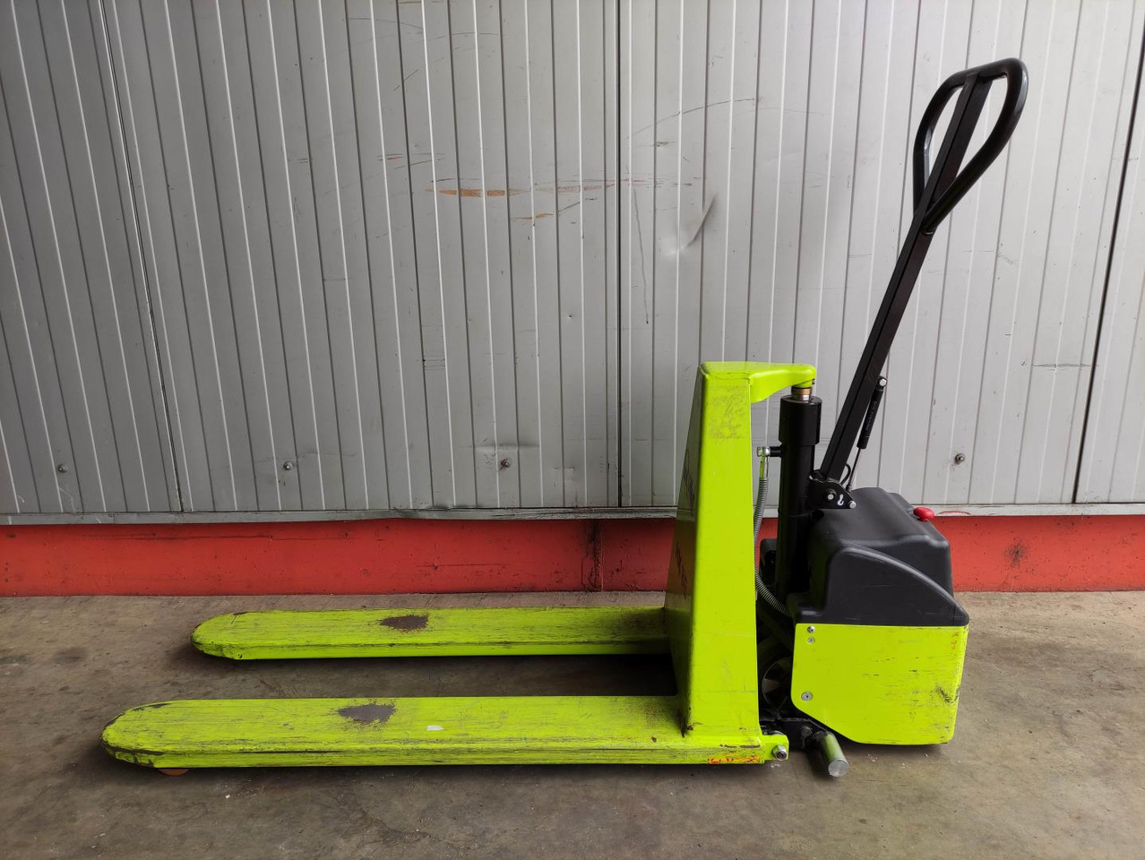 Pramac HX10E 540 - Pallet truck: picture 1 Pramac HX10E 540 - Pallet truck: picture 1