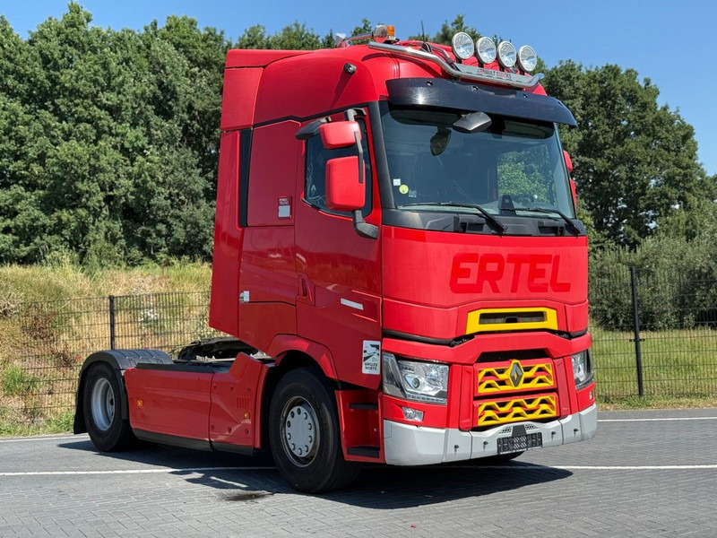 Renault T520 HIGH PARK COOL, FULL SPOILER, STEEL/AIR, 2 TANKS, 2 BEDS, FRIGO - Tractor truck: picture 1 Renault T520 HIGH PARK COOL, FULL SPOILER, STEEL/AIR, 2 TANKS, 2 BEDS, FRIGO - Tractor truck: picture 1