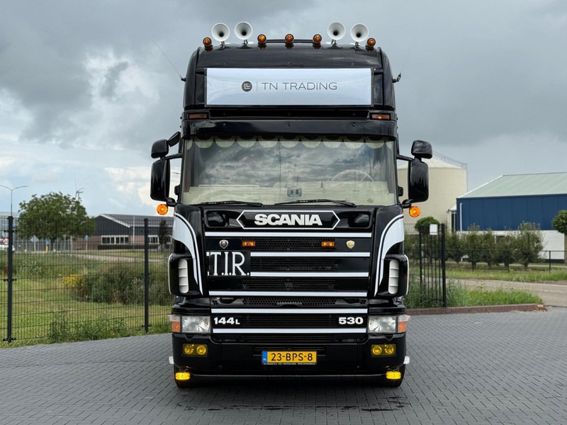 Scania R 144 530 SHOW TRUCK, INTERIEUR, OPEN UITLAAT, HOBBY, TOP. - Tractor truck: picture 3 Scania R 144 530 SHOW TRUCK, INTERIEUR, OPEN UITLAAT, HOBBY, TOP. - Tractor truck: picture 3