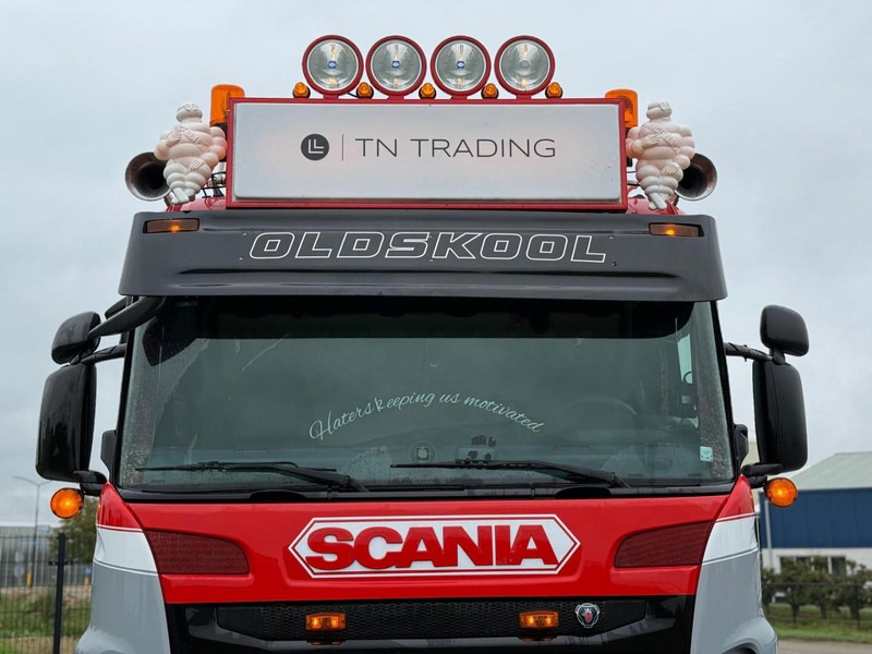 Scania R560 V8 SHOW, TOP, LEREN STOELEN, RETARDER, HANDGESCHAKELD. - Tractor truck: picture 4 Scania R560 V8 SHOW, TOP, LEREN STOELEN, RETARDER, HANDGESCHAKELD. - Tractor truck: picture 4